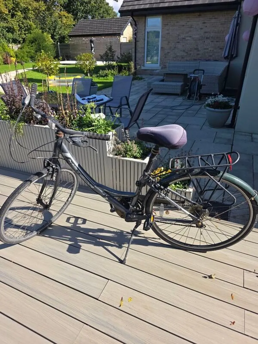 ladies bicycle - Image 1