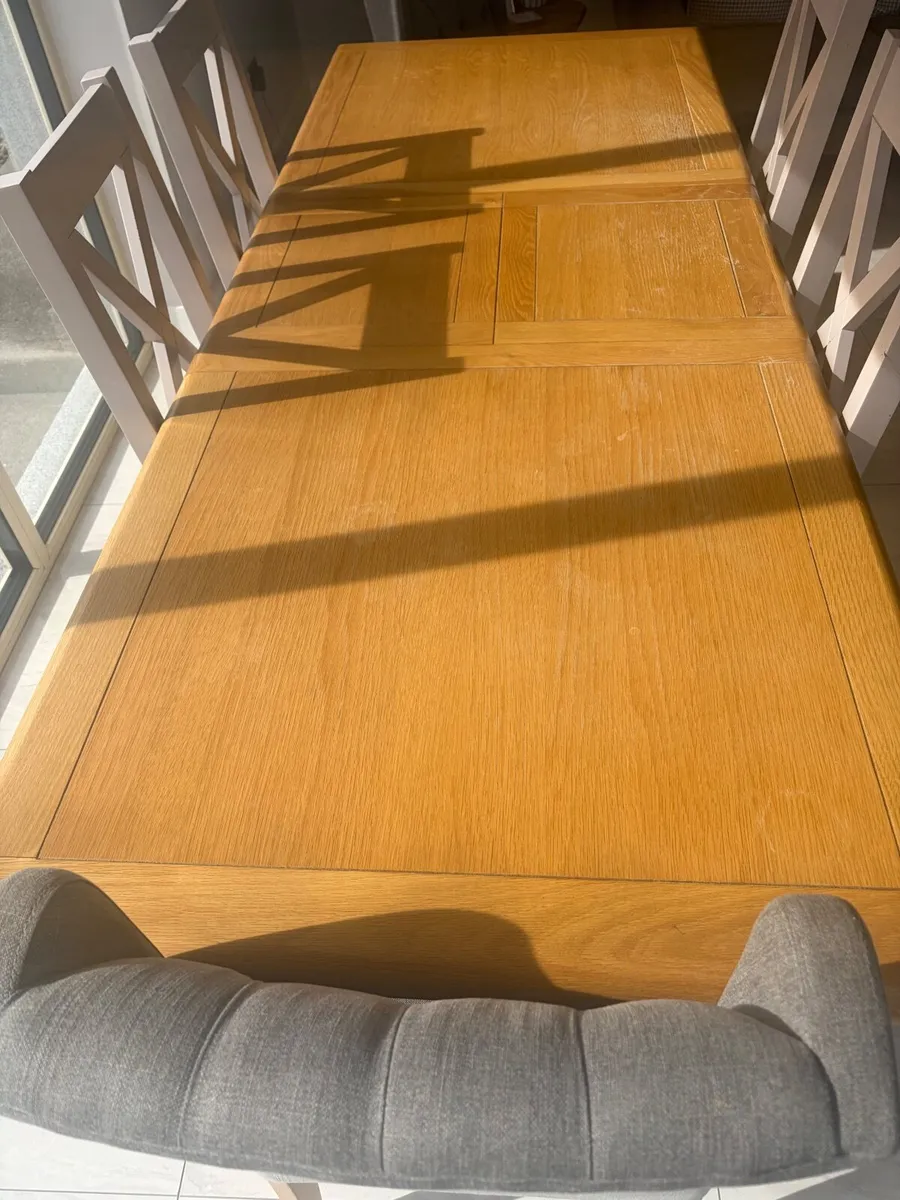 Dining Table & Chairs - Image 3