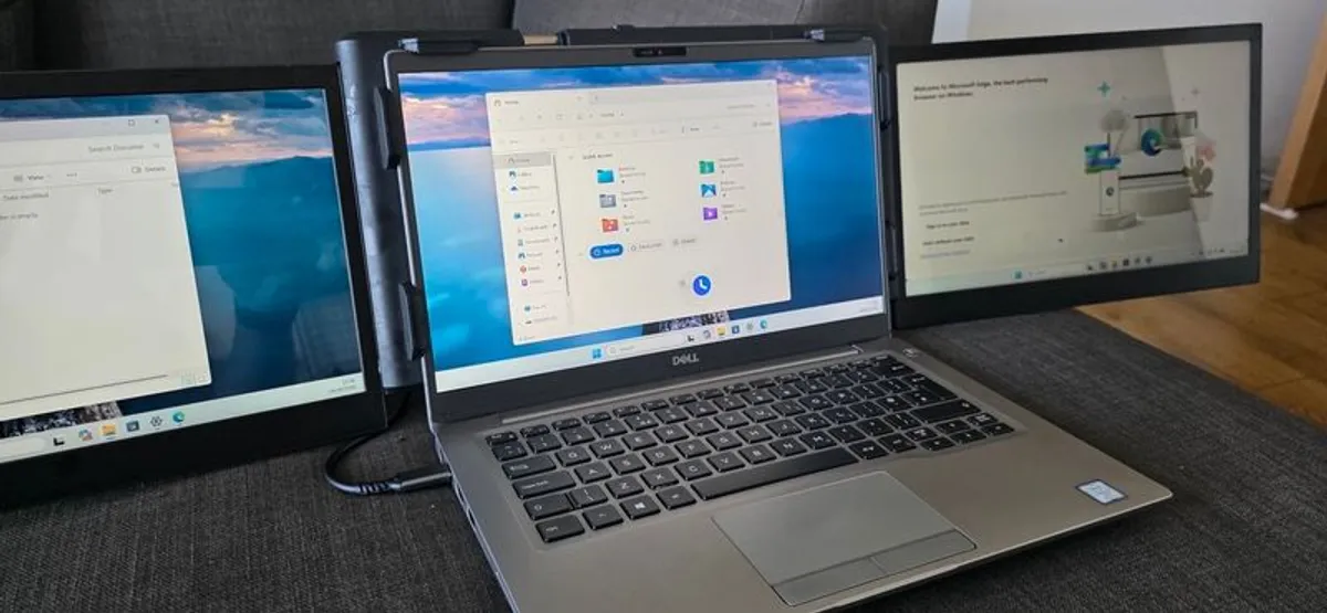 Triple Screen Laptop Extender Dual 13.3" FHD Right Hinge Damaged Screens Working - Image 2