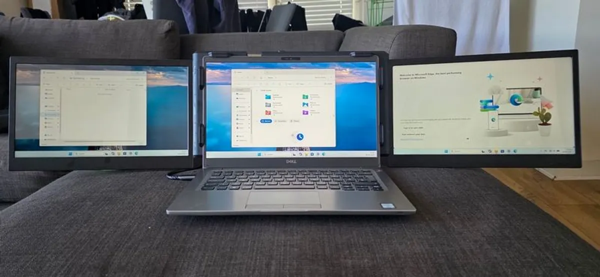 Triple Screen Laptop Extender Dual 13.3" FHD Right Hinge Damaged Screens Working - Image 4