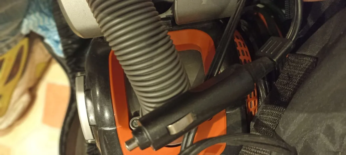 Black & Decker Dustbuster Flexi auto - Image 2