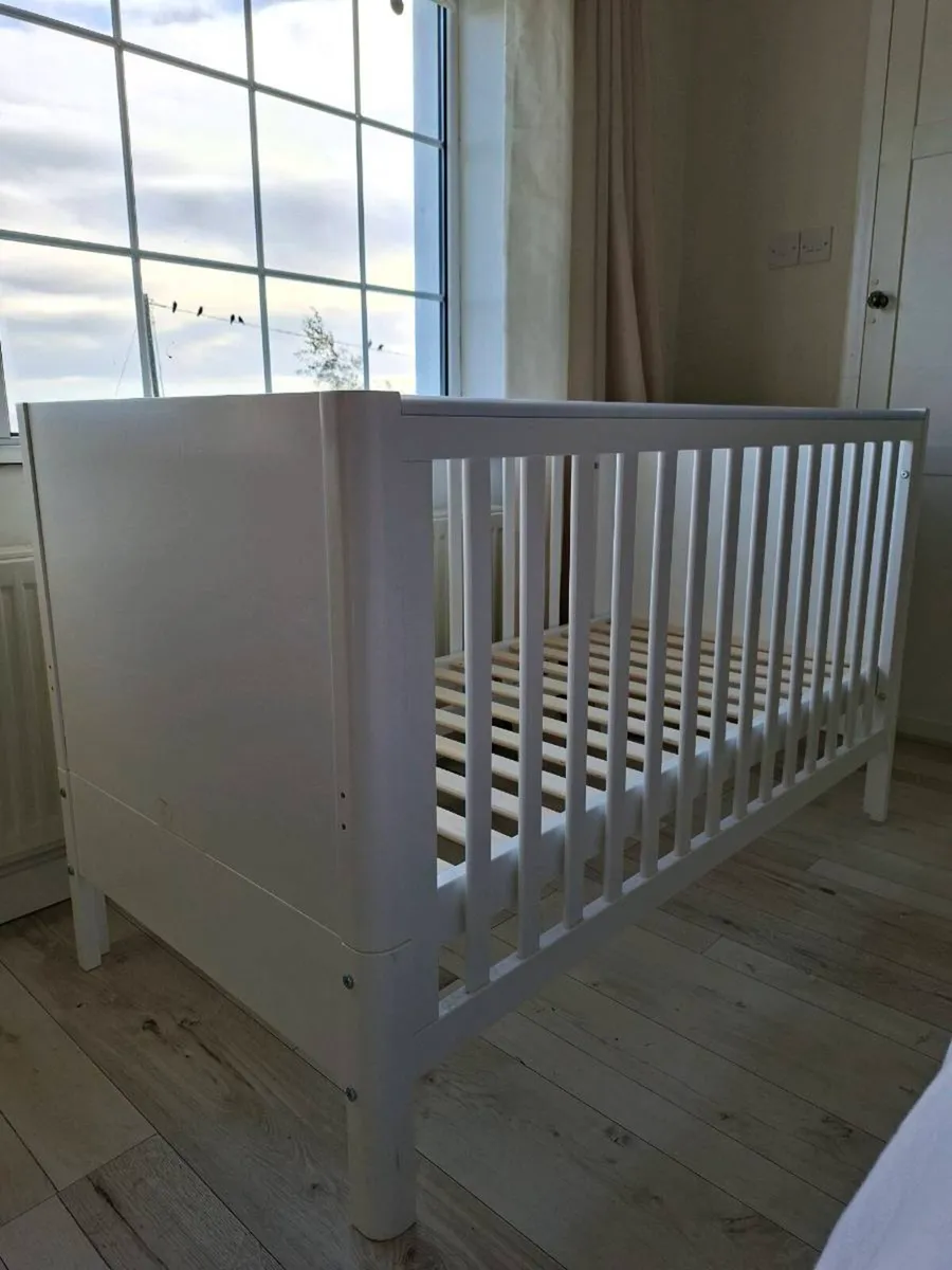 Cot - Image 3