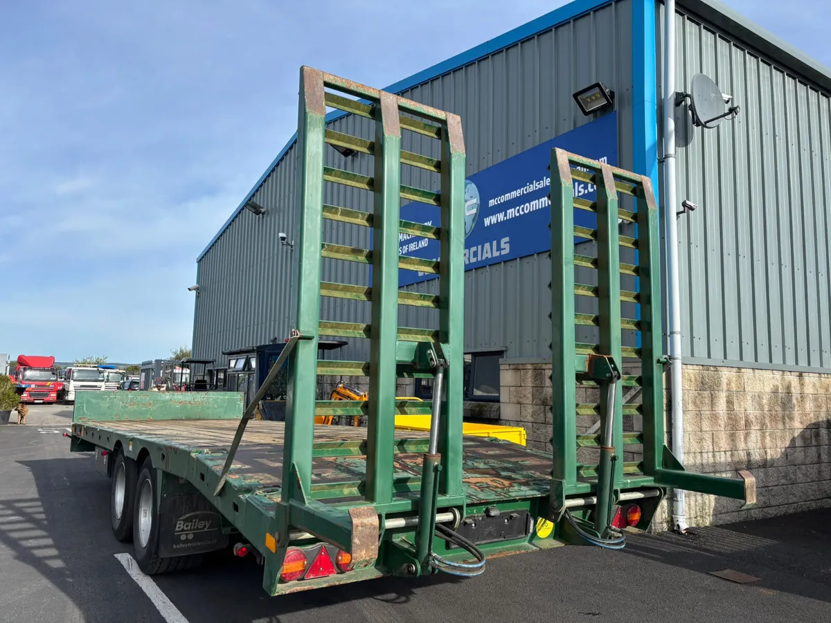 For Sale: Bailey Low Loader Flat Bed Trailer - Image 2