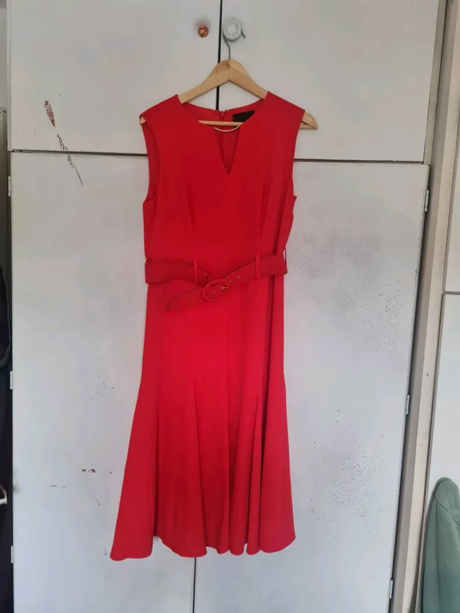 Red dress - Image 1