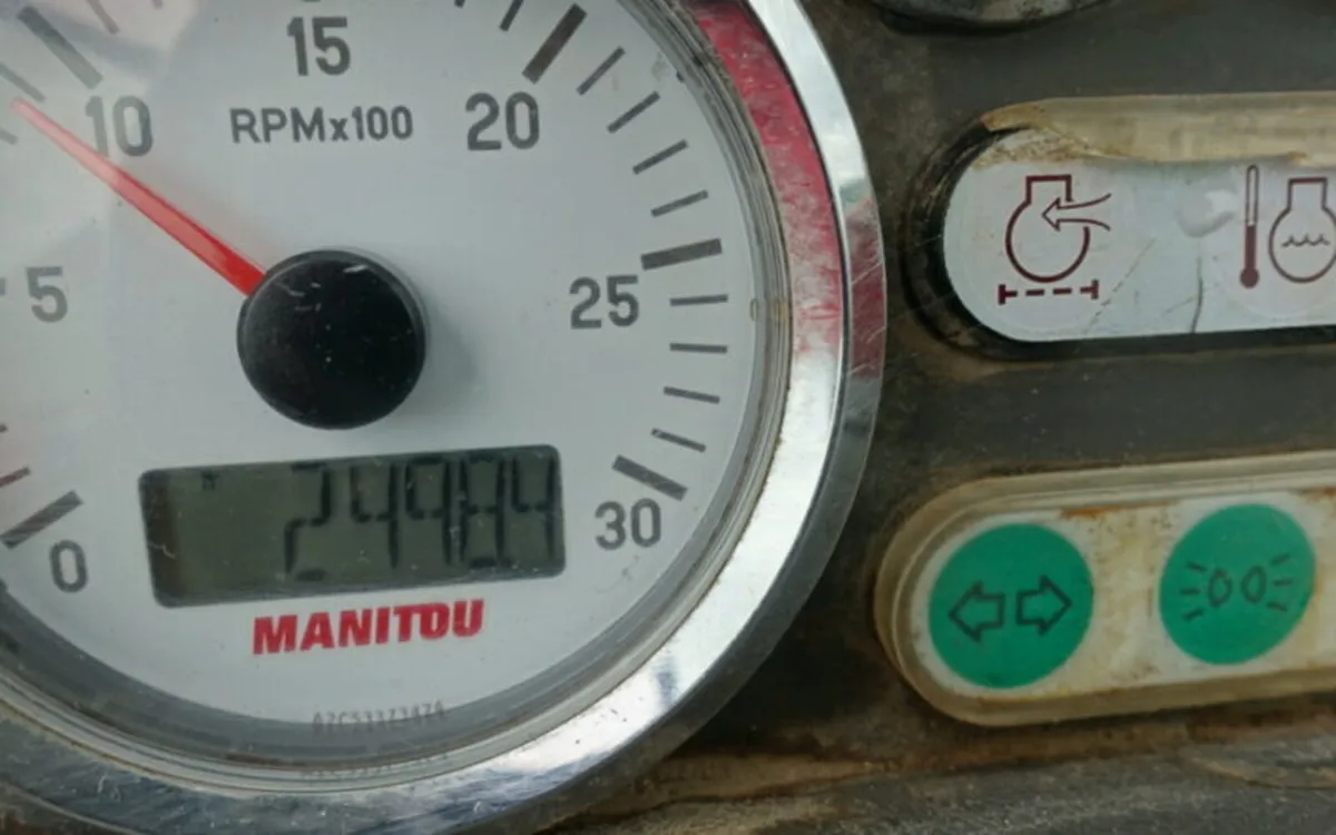 MANITOU MLT 627T, 2400 HOURS - Image 4
