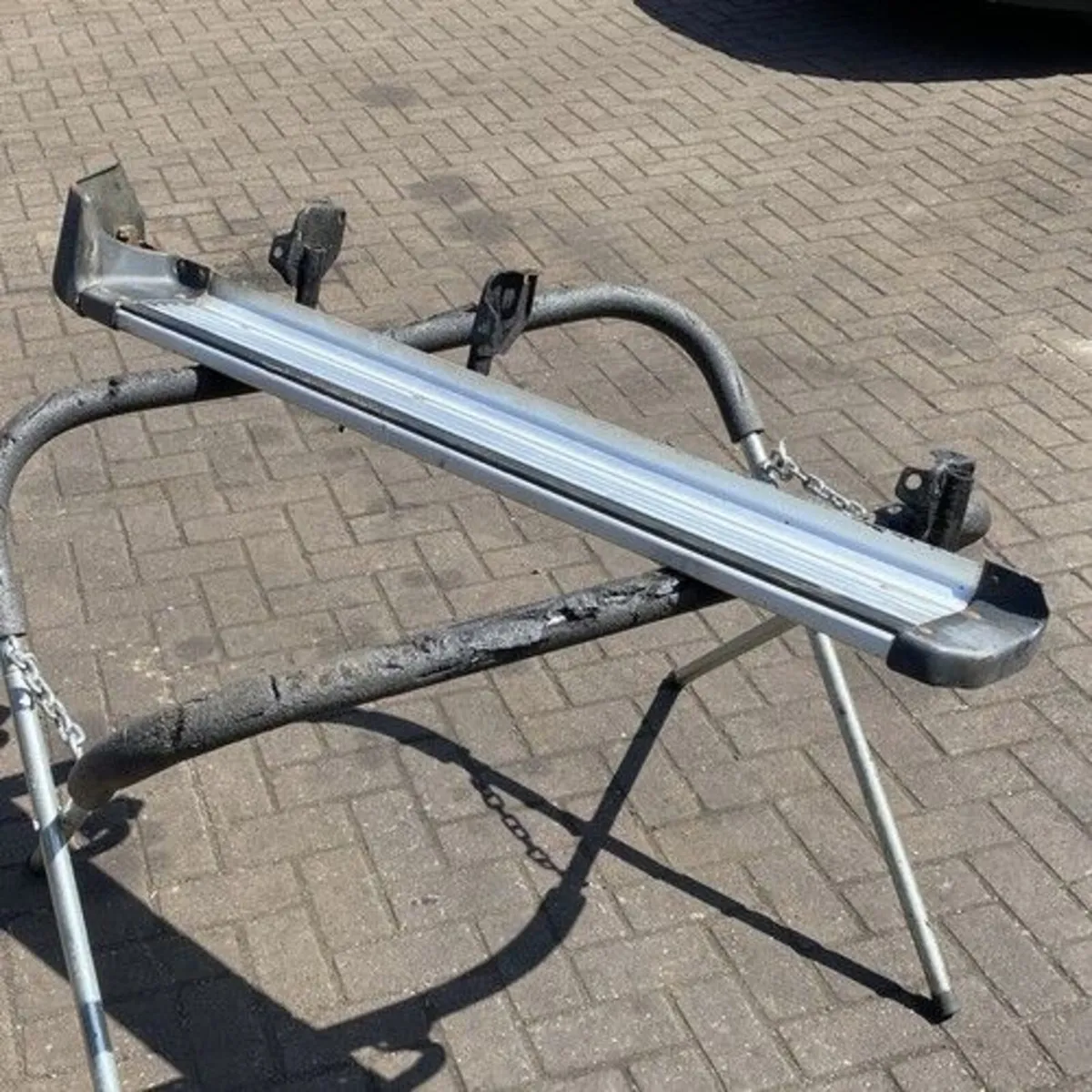 Left and right Side Steps  Mitsubishi PAJERO MK2 - Image 2