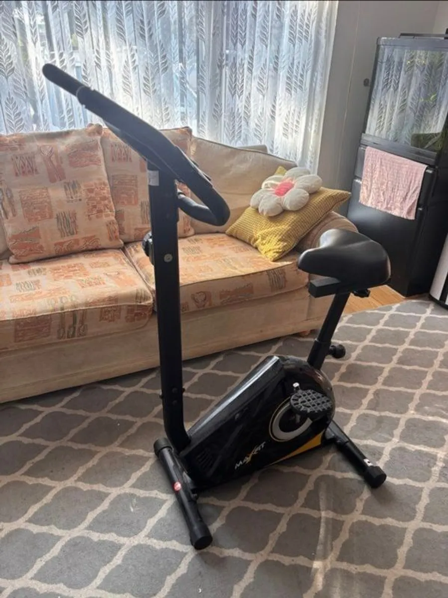 exercise bike - Image 1