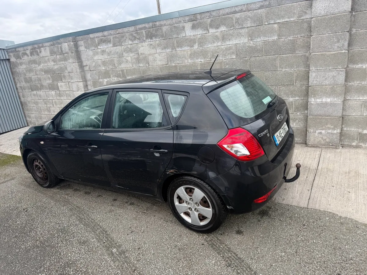 Kia creed whole car no parts - Image 3