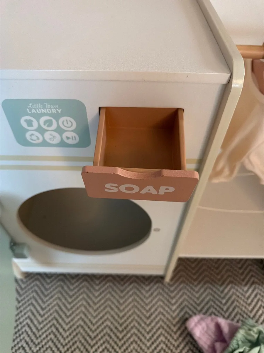 Kids wooden toy washing machine - Image 4