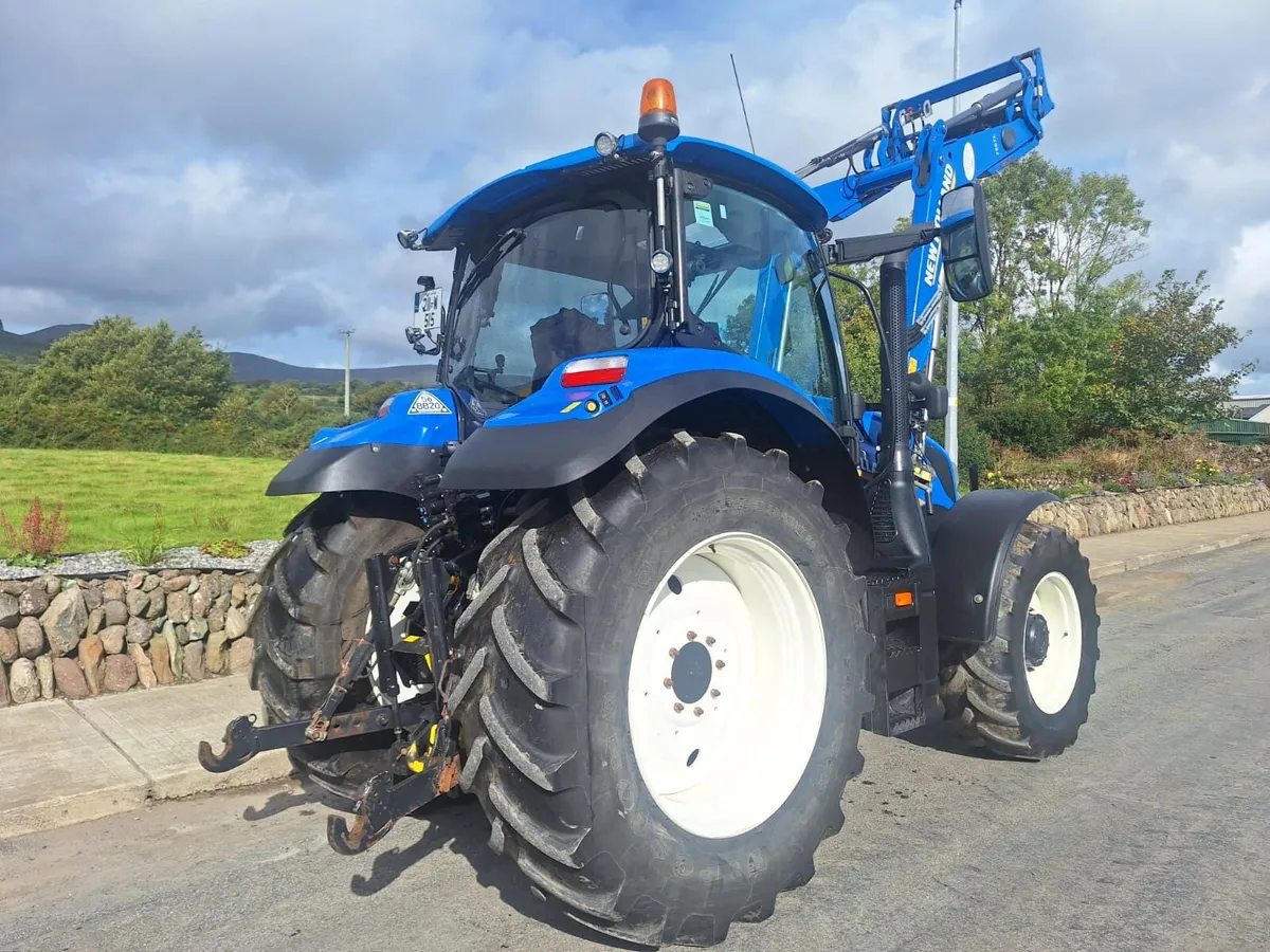 211 New Holland T6.155 - LRZ120 - 3051 Hrs - Image 3