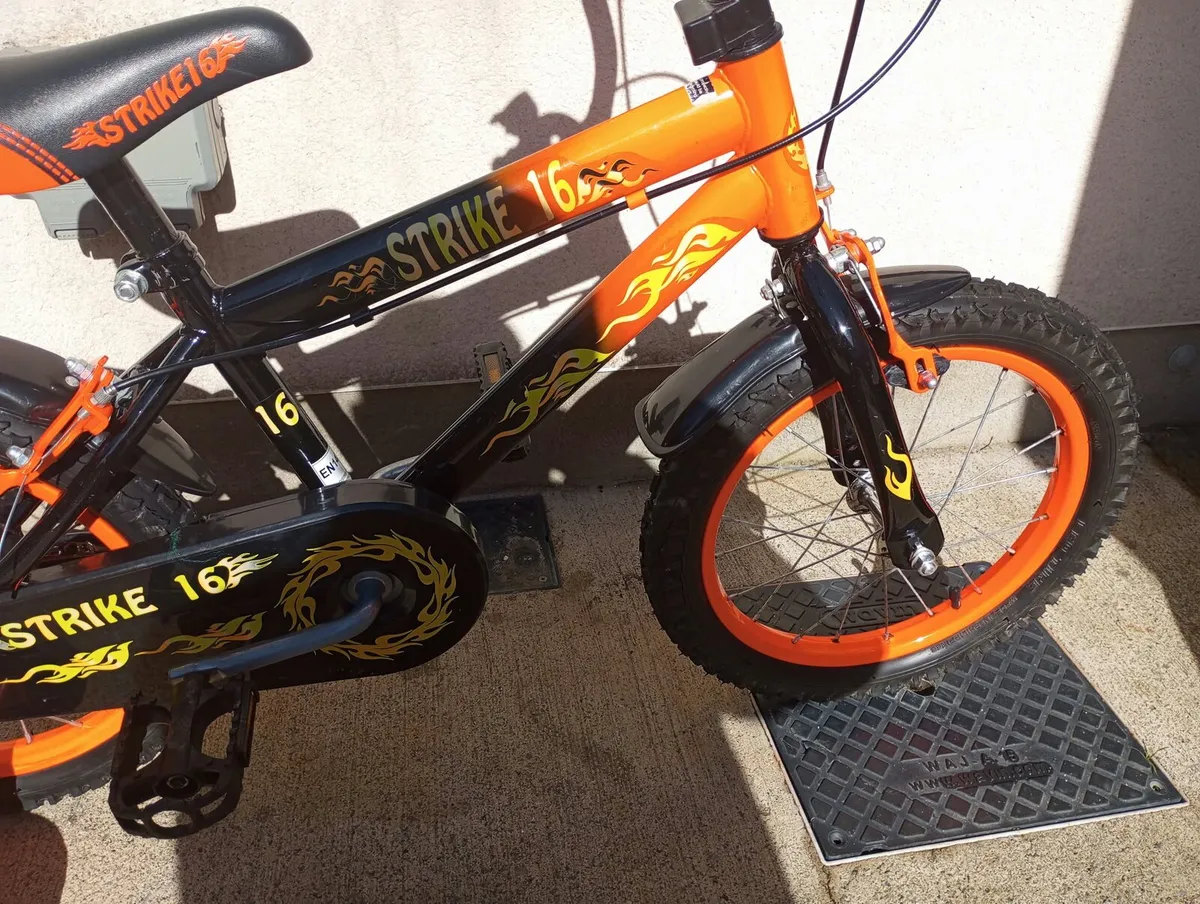Kids strike bike size 16 inch wheels - Image 2