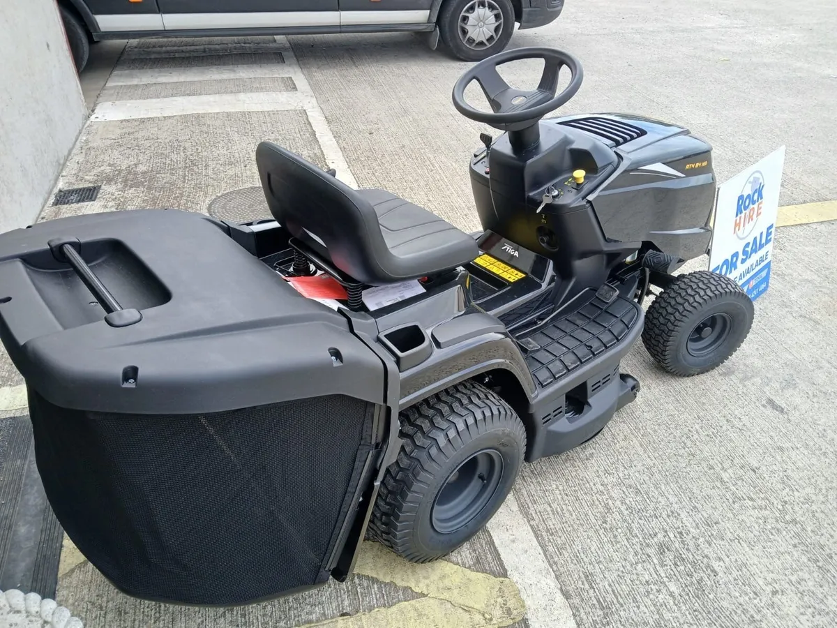 Alpina 33’ Ride on Mower Tractor - Image 3