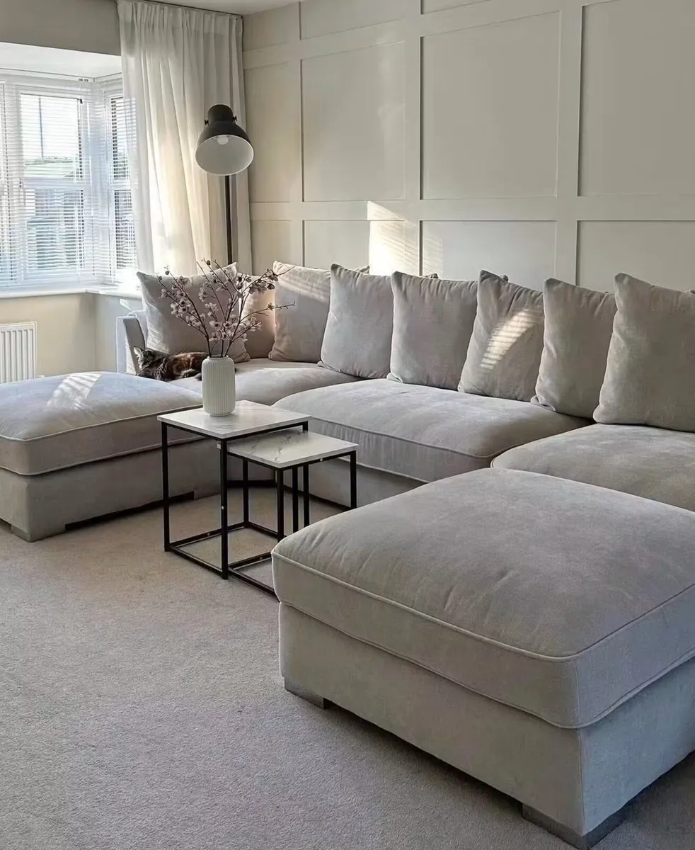 U-Shaped Sofa in many colors and fabrics - Image 3