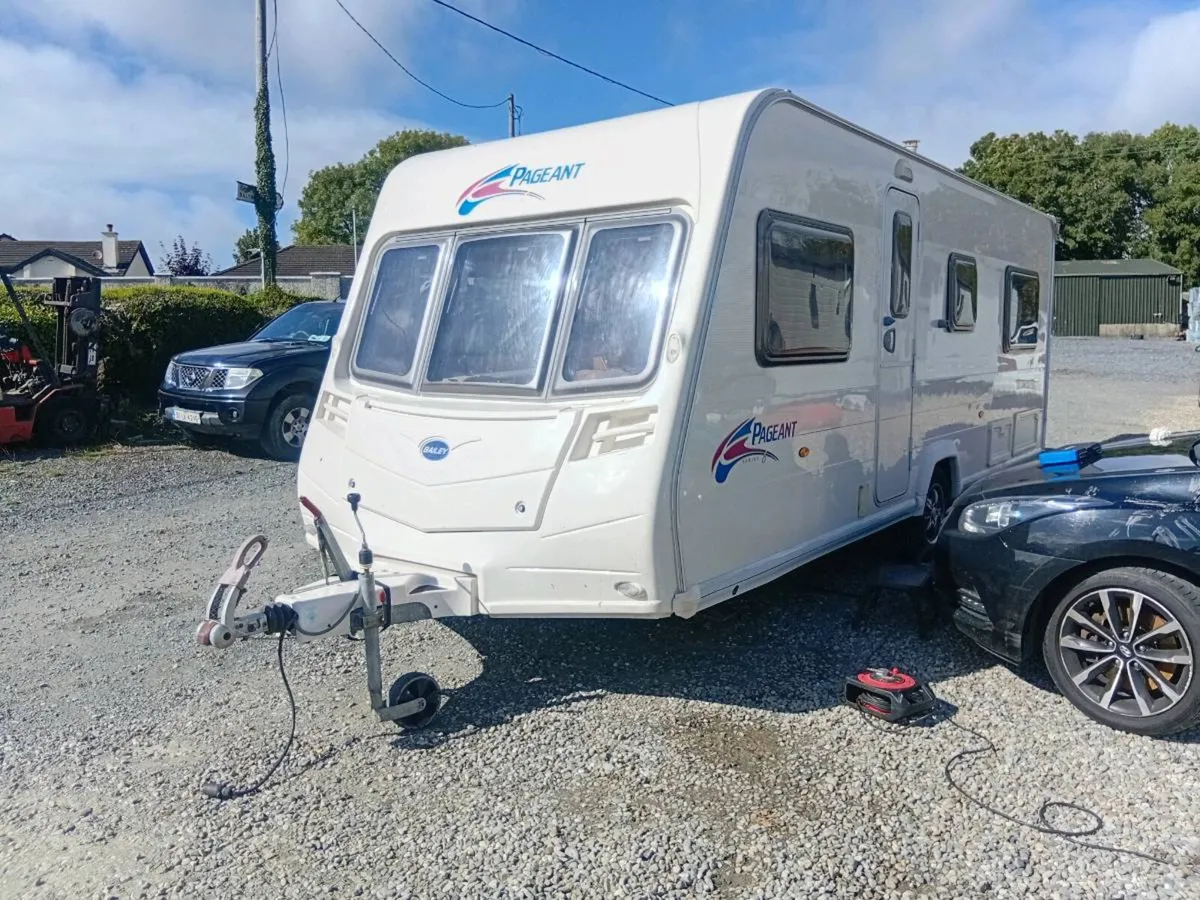 2008 bailey pageant fixed bed - Image 1