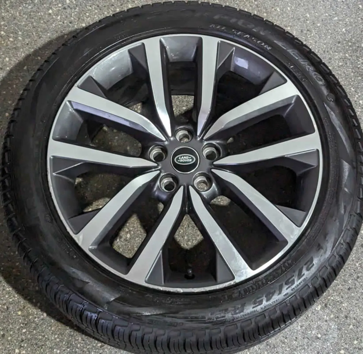 21" GENUINE LAND ROVER DISCOVERY 5 STYLE 5123 - Image 4