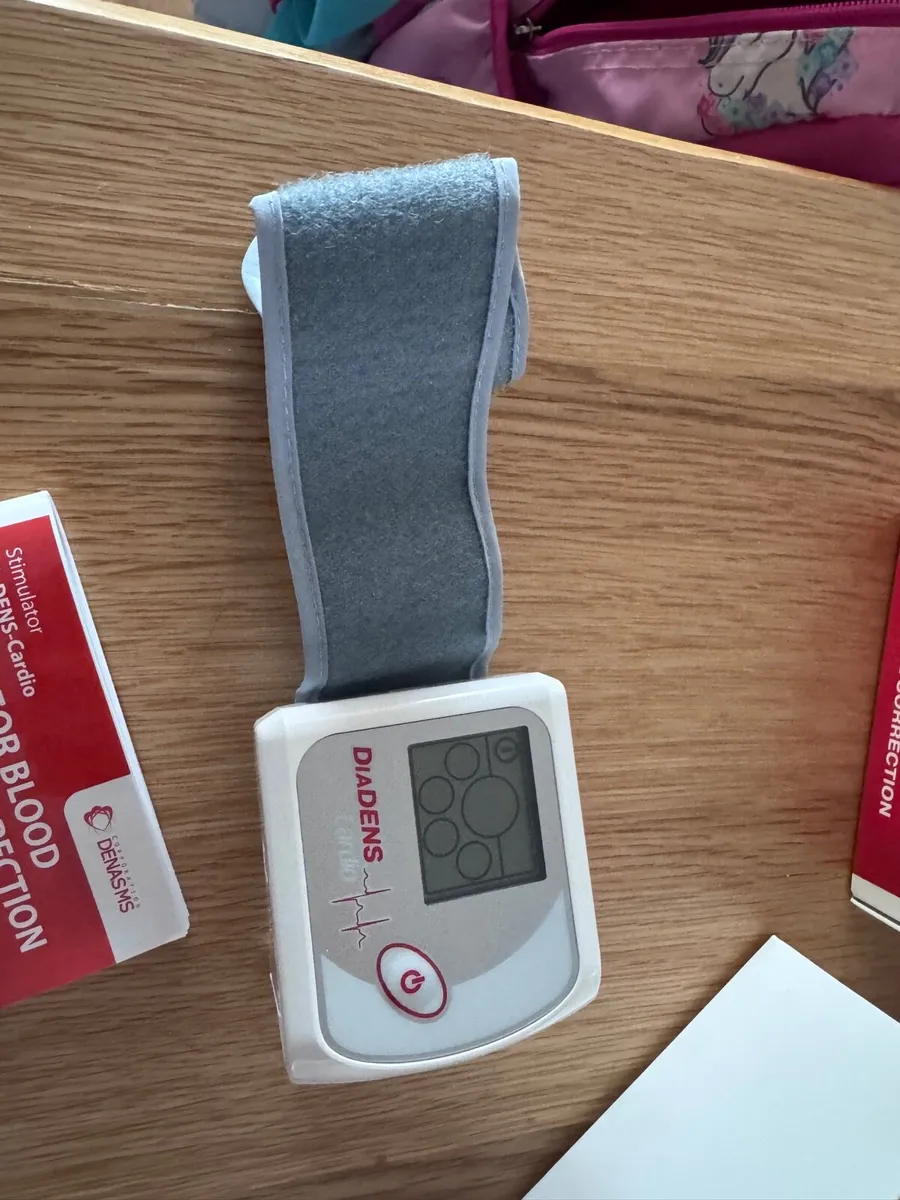 DEVICE FOR BLOOD PRESSURE CORRECTION - Image 4