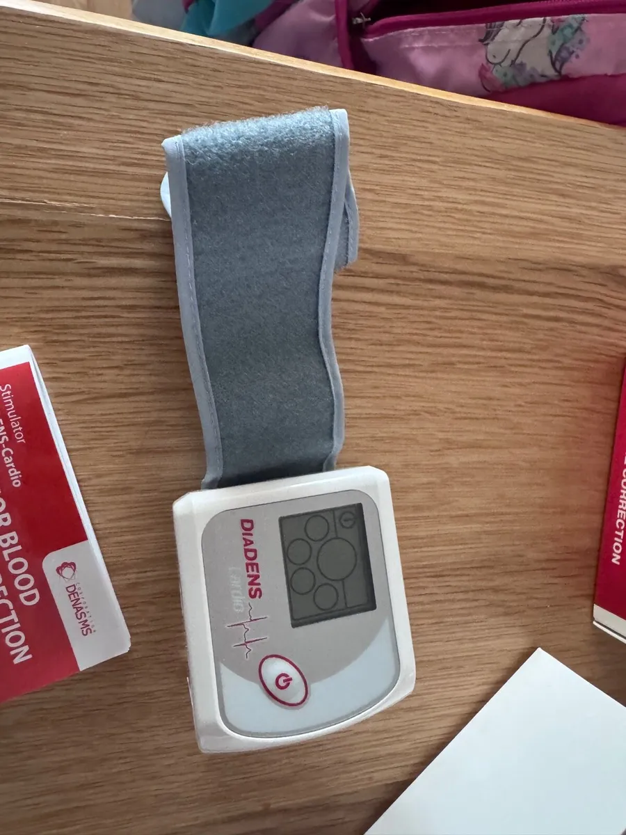 DEVICE FOR BLOOD PRESSURE CORRECTION - Image 3