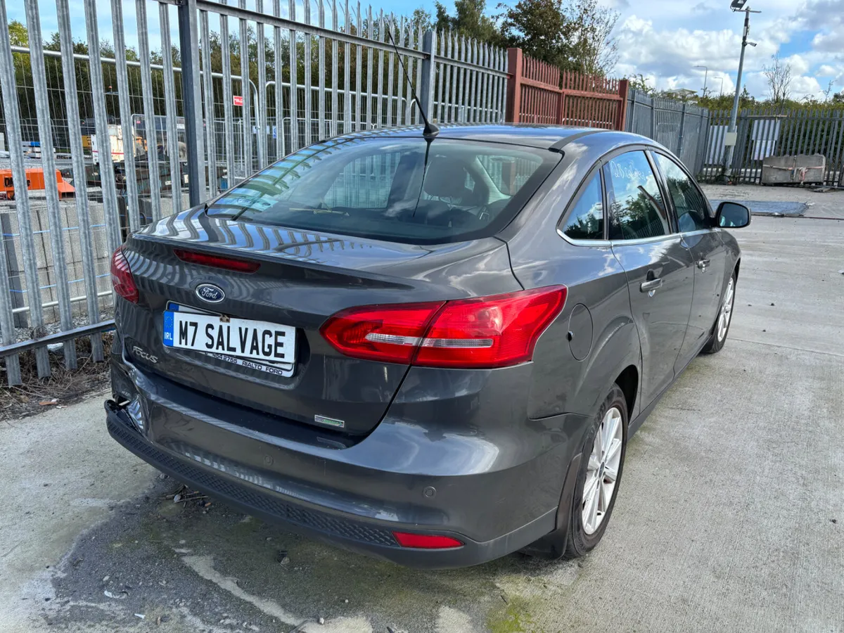 16 Focus 1.0 Petrol Titanium 79km Starting - Image 3