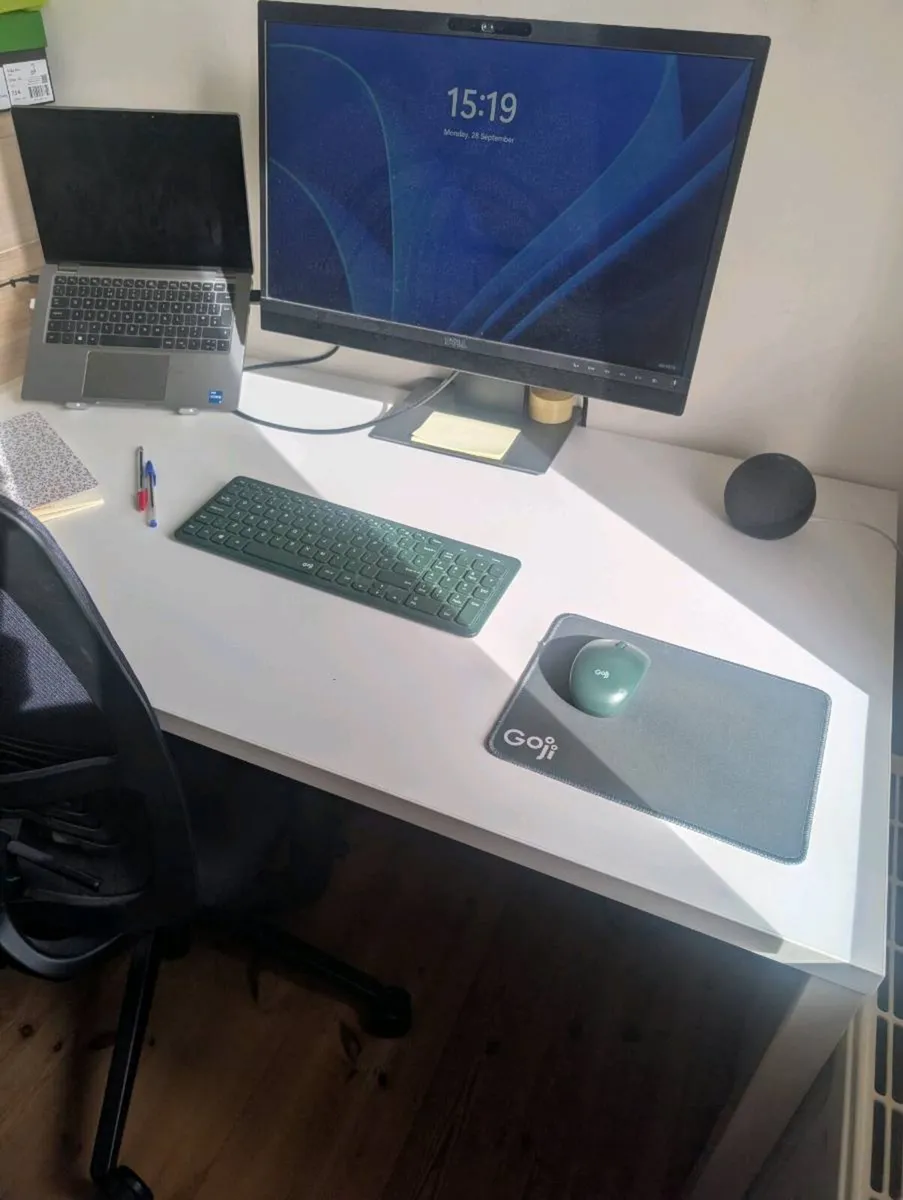 White Office Desk - Image 2