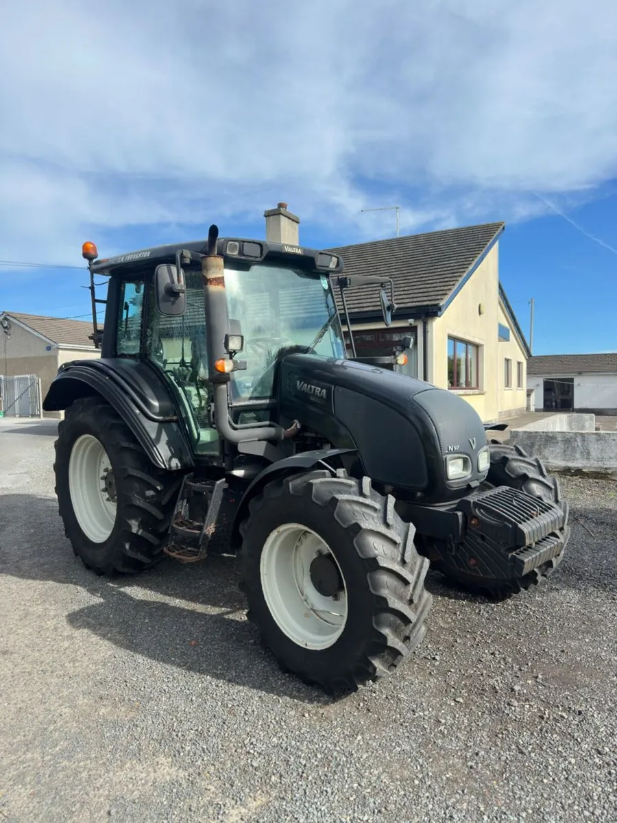 Valtra N92 - Image 1
