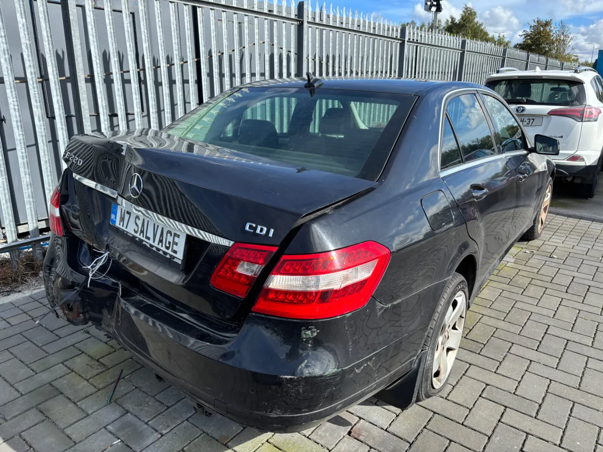 13 Merc E220d Auto 200k miles Starting - Image 3