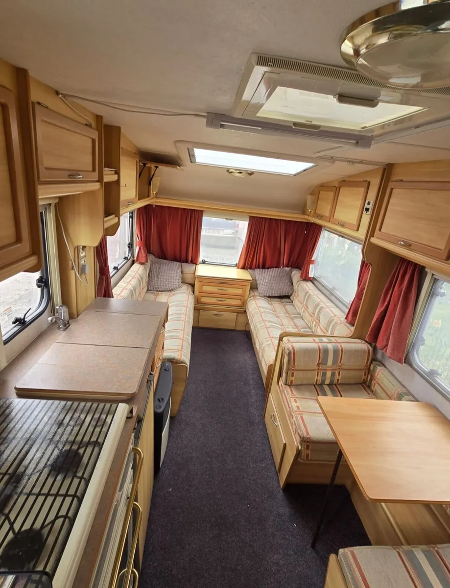 2001 Sterling Finesse 520 – 4 Berth Caravan - Image 2