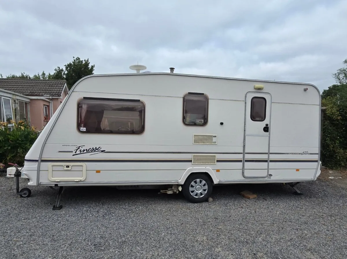 2001 Sterling Finesse 520 – 4 Berth Caravan - Image 1