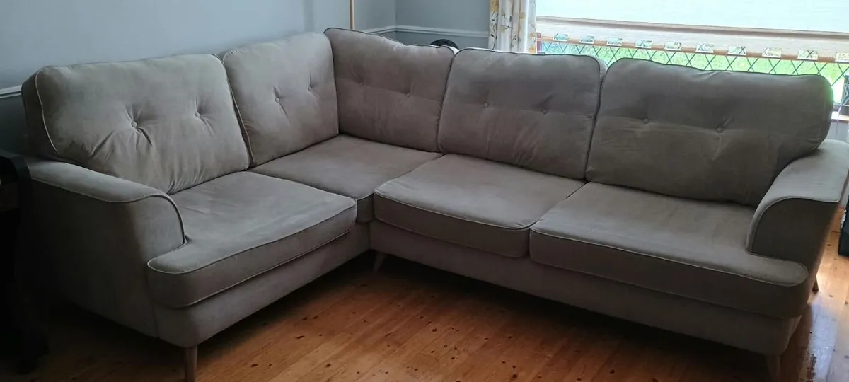 Corner sofa