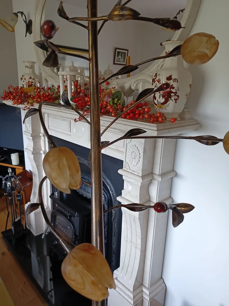 Floor lamp - Image 1