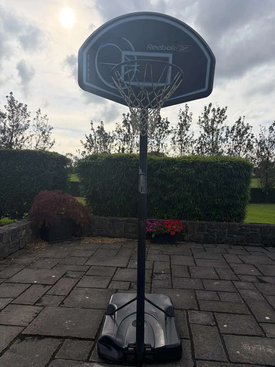 Basketball hoop and stand - Image 4