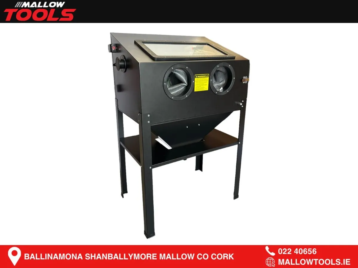 MT 220L Sandblasting Cabinet (60 x 84 x 63cm)