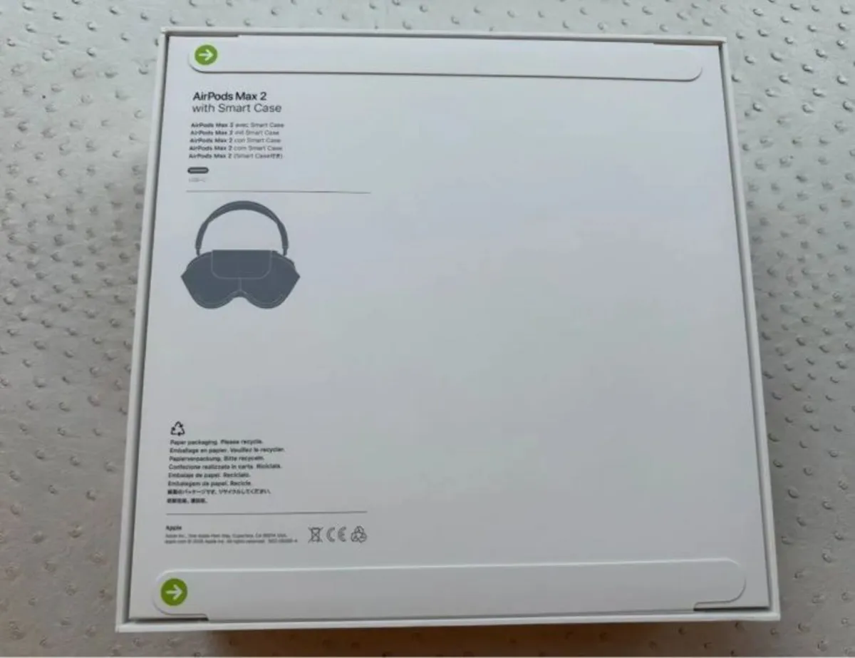Sealed Apple AirPods Max 2 (Midnight) Brand New - Image 2