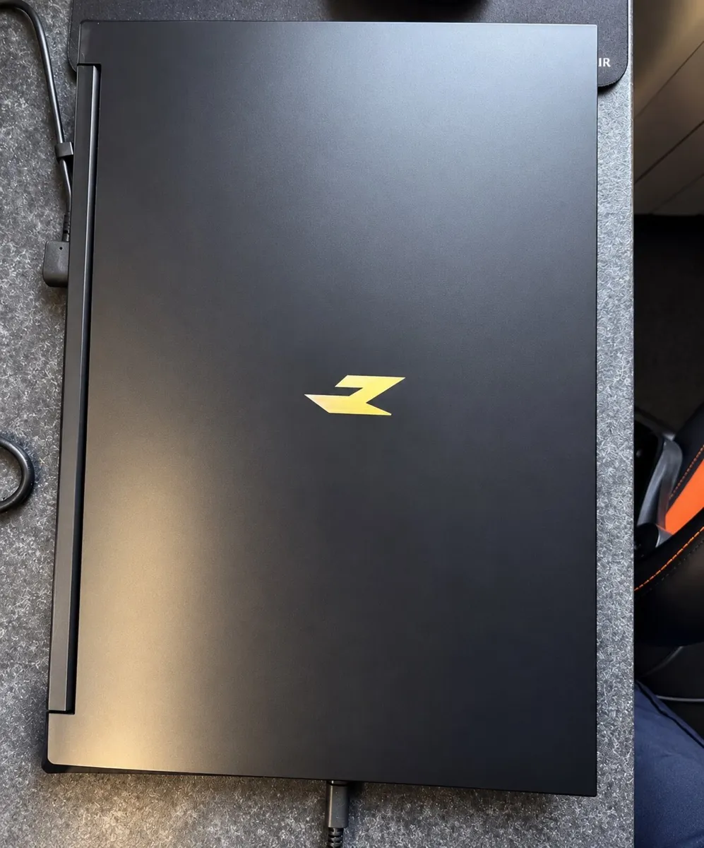 Laptops - Image 2