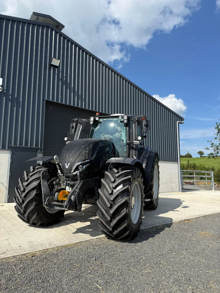 252 Valtra T195 Versu Tractor - 500 Hours - Image 3