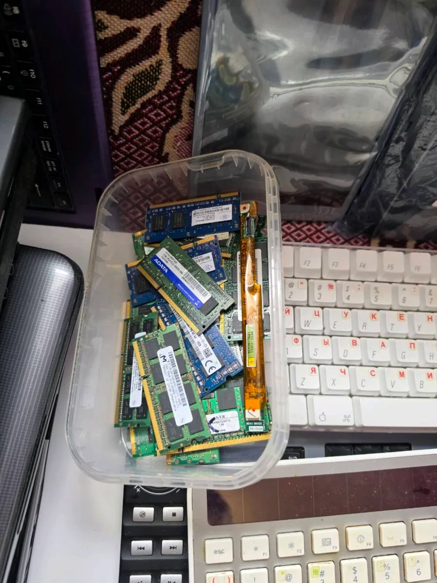 Mixed Electronics & Computer Parts – Everything - Image 4