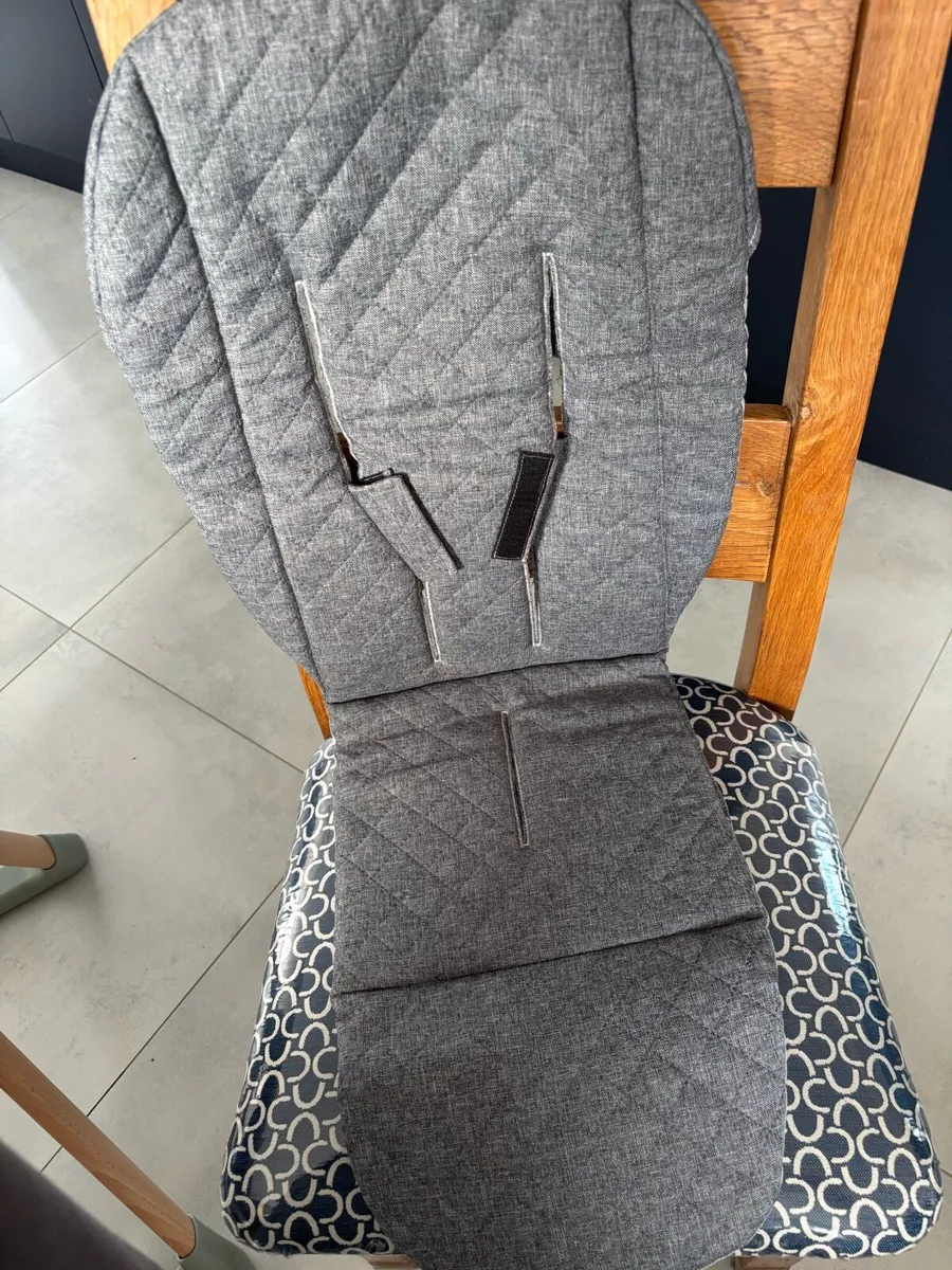 Uppababy vista v2 & Accessories - Image 3