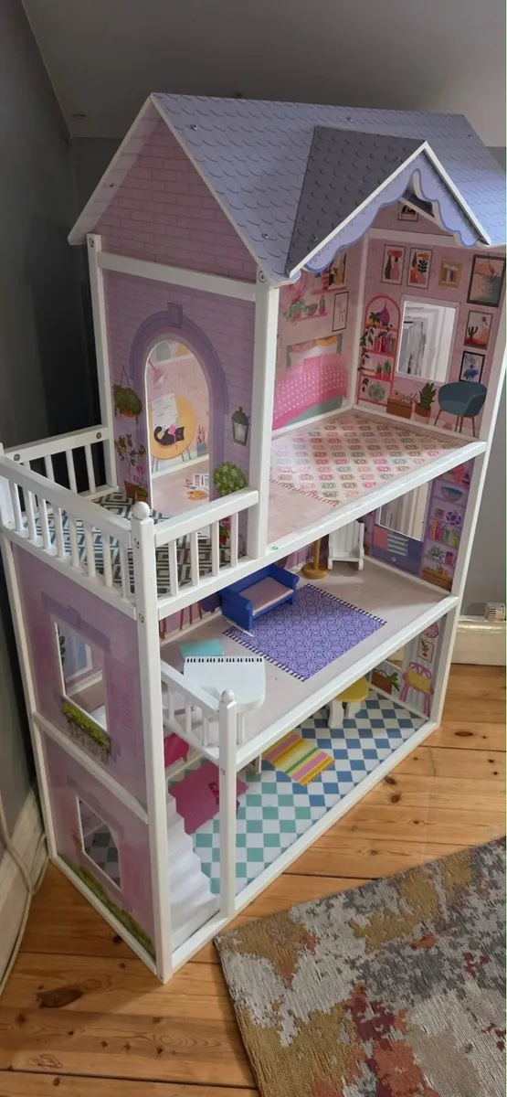 Doll House - Image 1