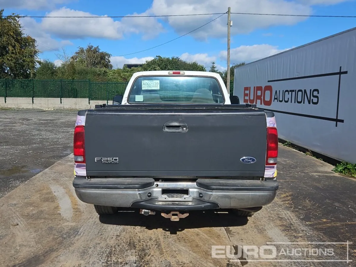 Ford F250 SUPER - Image 3