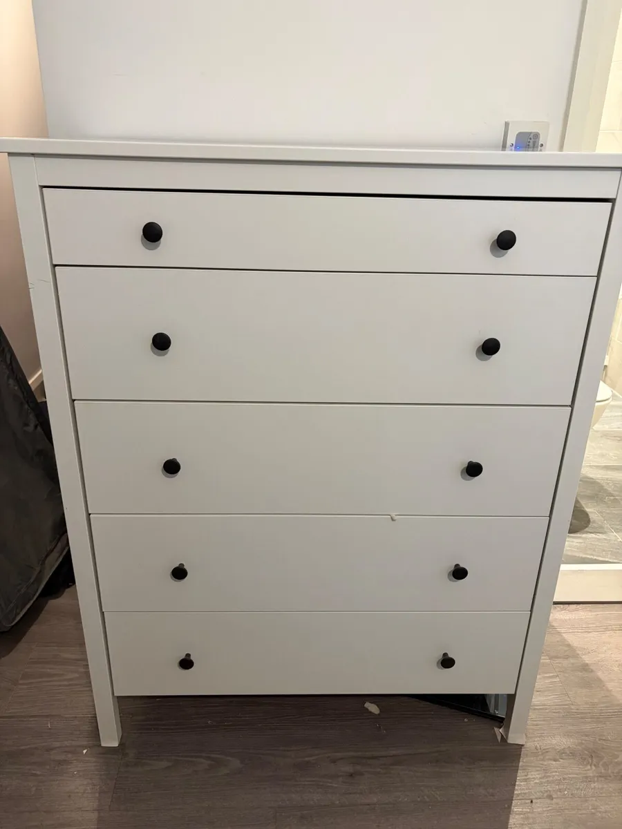 chest of 5 drawers - Ikea - Image 2