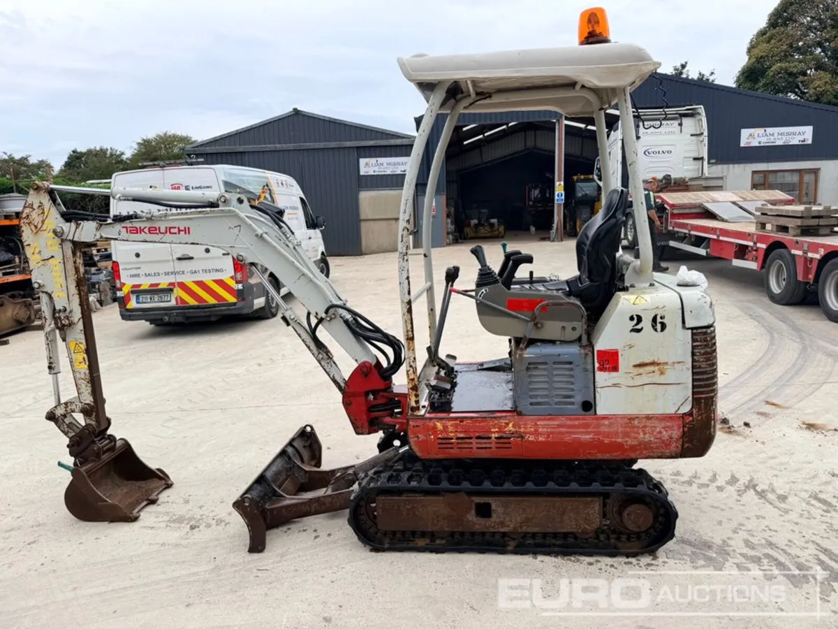 2013 Takeuchi TB016 - Image 3