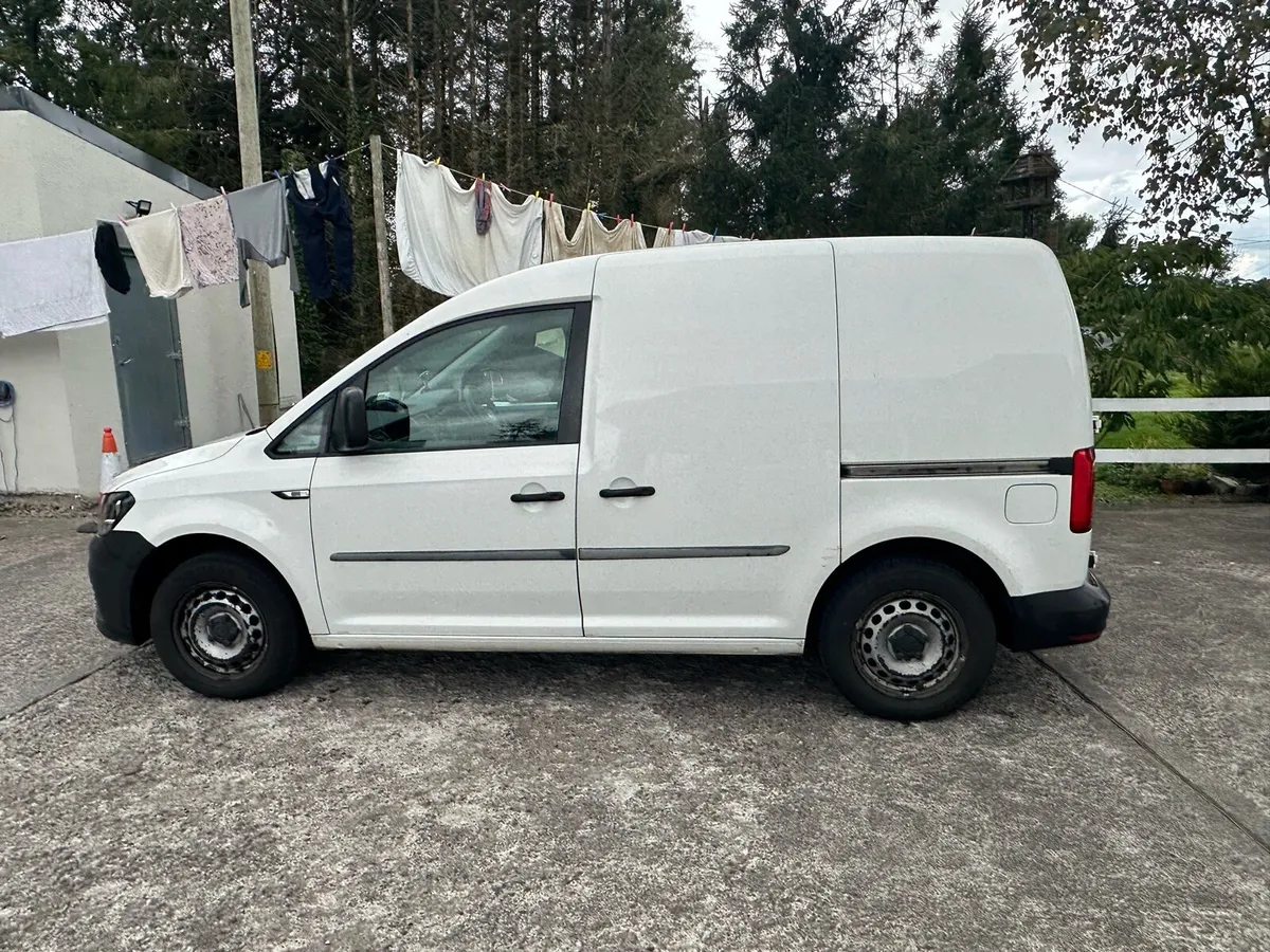 Volkswagen Caddy - Image 4