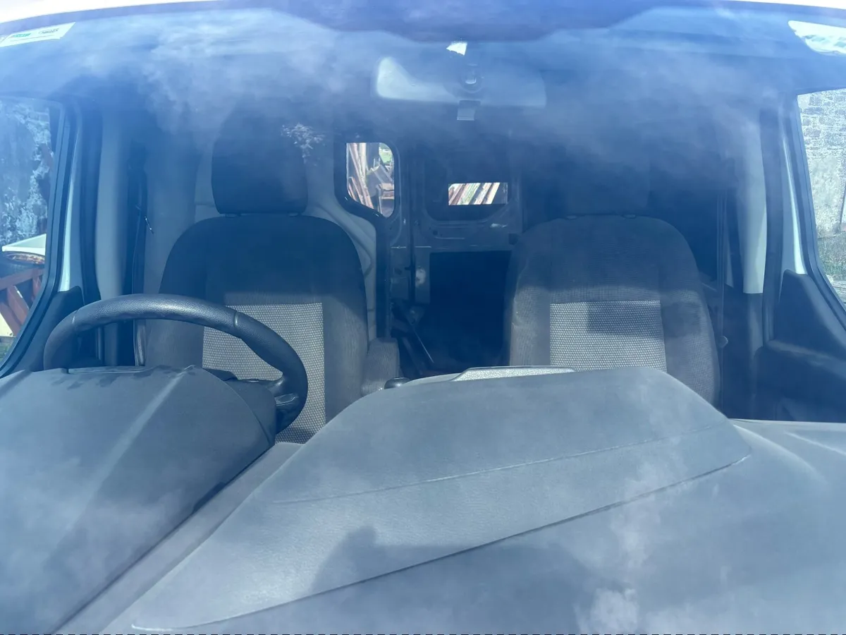 Ford Transit Custom 2014 - Image 4