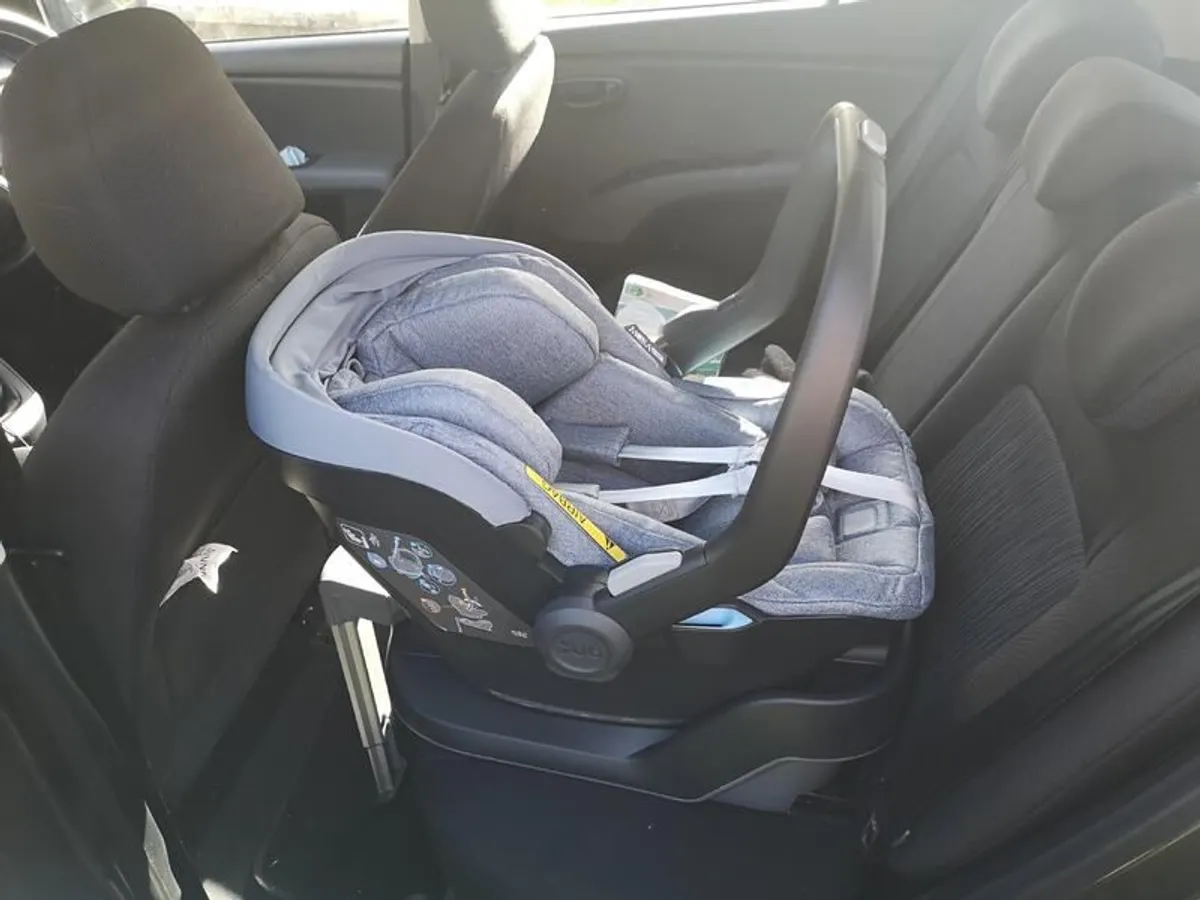Uppababy Vista 2 Travel System + Ganoosh - Image 2