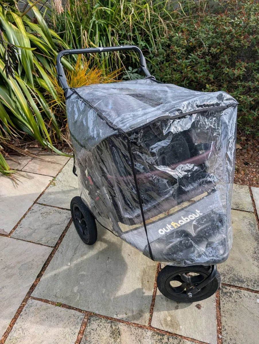 Out n about double buggy - Image 2