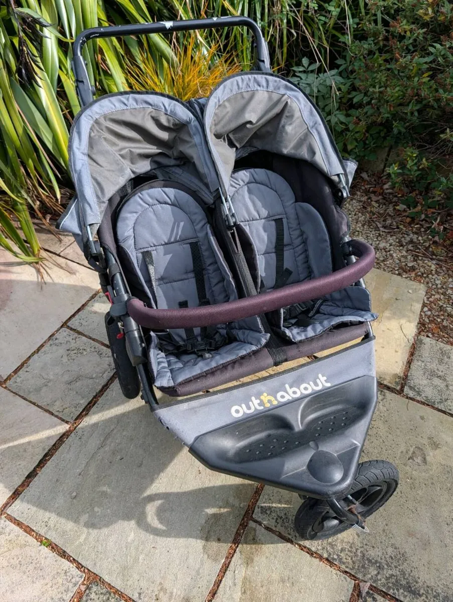 Out n about double buggy - Image 3