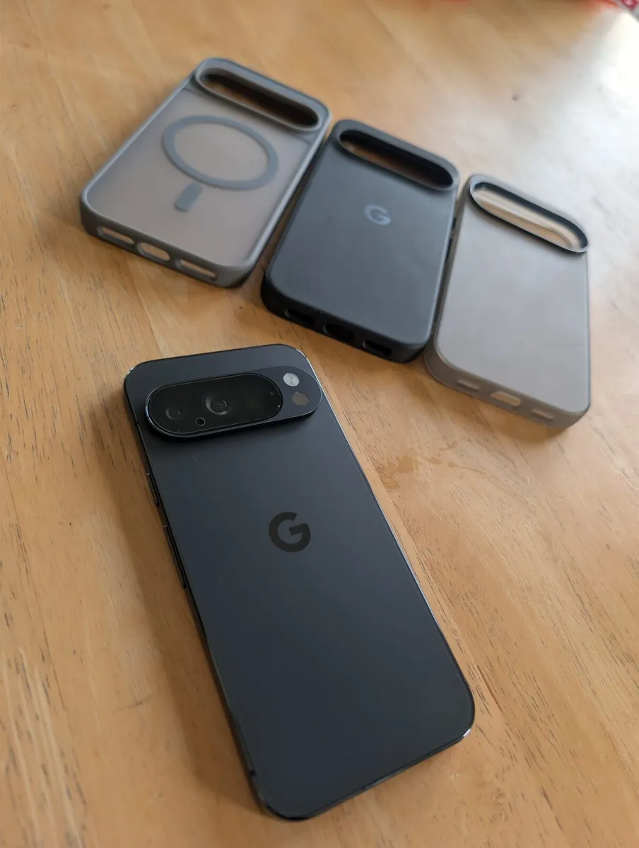 Google Pixel 10 Pro 128gb Obsidian *Unlocked* - Image 2
