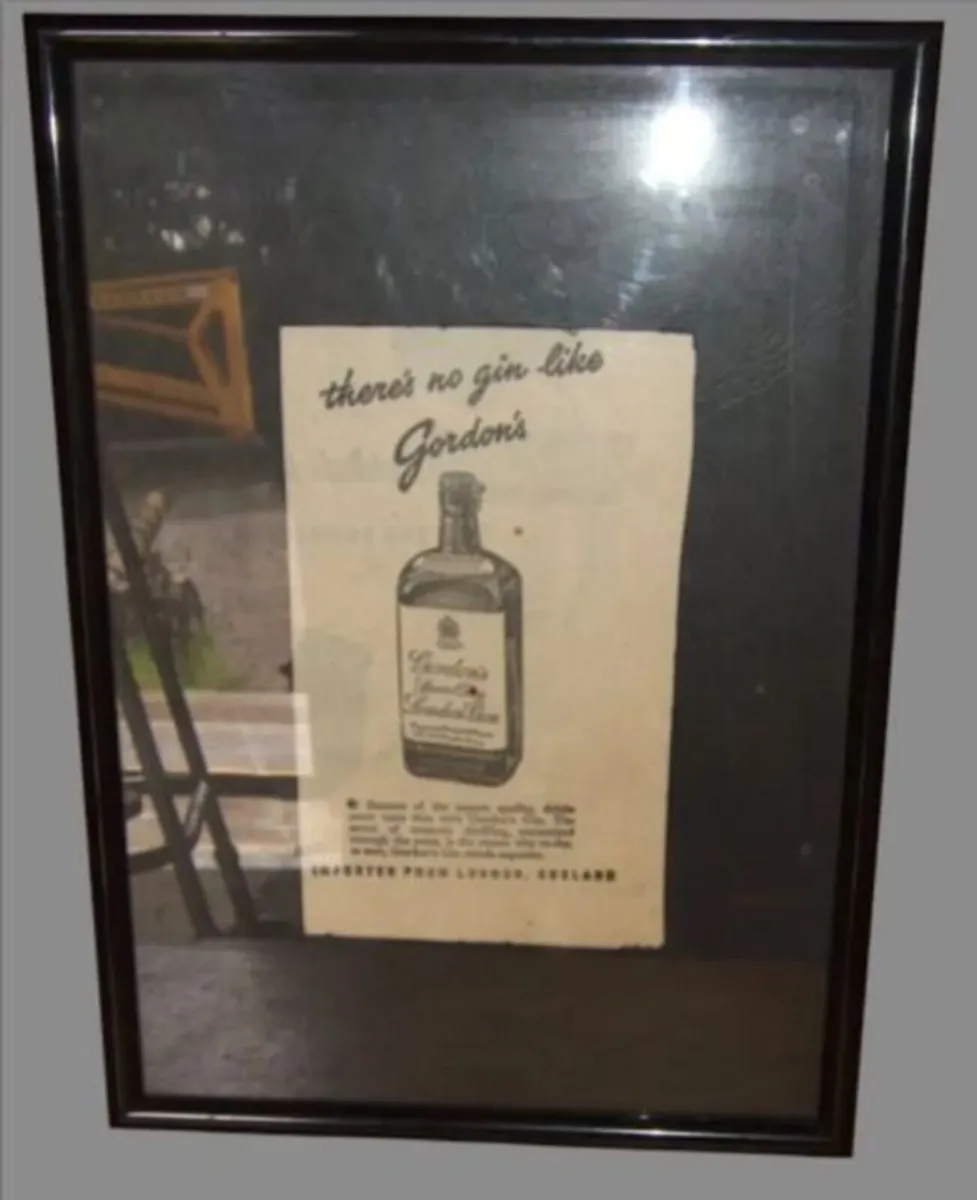 Framed Vintage Gordon's Gin Ad – Authentic - Image 3