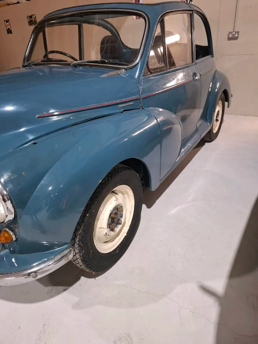 Morris minor convertible - Image 3