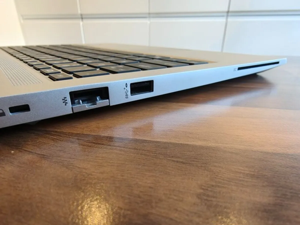 HP Elitebook 640 G10 | i5 (13th gen)| 16GB | 512GB - Image 4