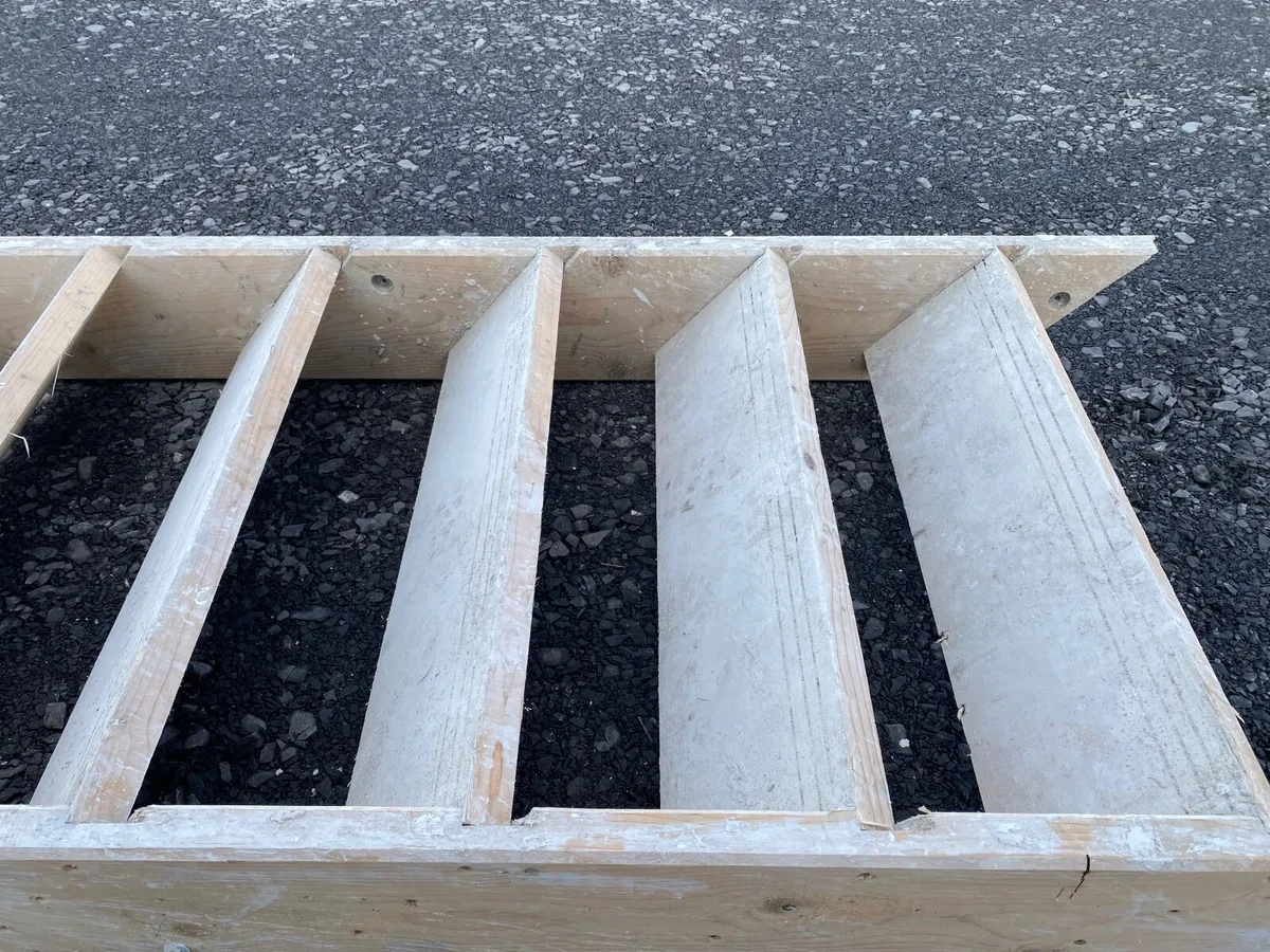 Builders Stairs - Image 4